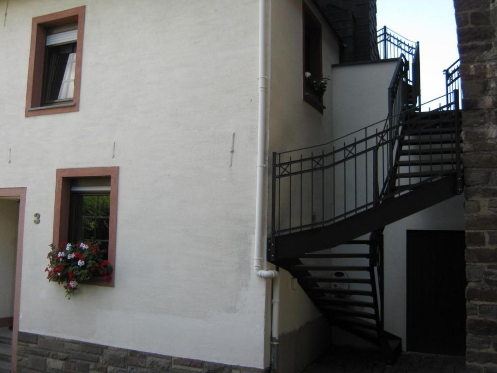 Mosel-goetterlay